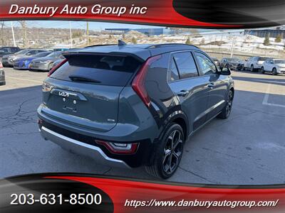 2023 Kia Niro SX   - Photo 5 - Danbury, CT 06810