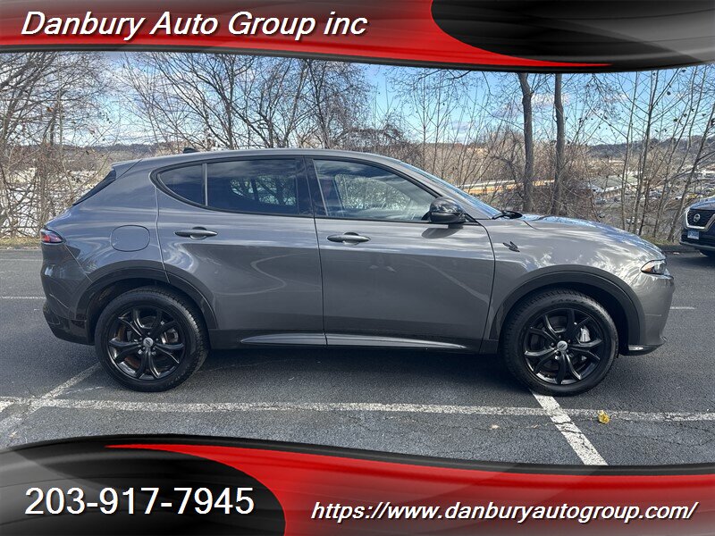 2024 Dodge Hornet R/T Plus - Photo 7 - Danbury, CT 06810