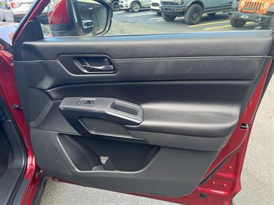 2023 Nissan Pathfinder SV   - Photo 17 - 