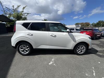 2024 Kia Soul LX   - Photo 4 - 