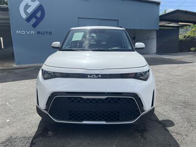 2024 Kia Soul LX   - Photo 2 - 