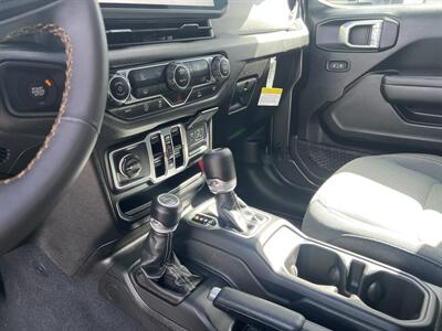 2024 Jeep Wrangler Sport   - Photo 13 - 