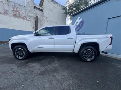 2024 Toyota Tacoma SR5 - Photo 7 -
