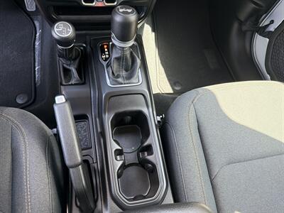 2024 Jeep Wrangler Sport   - Photo 17 - 