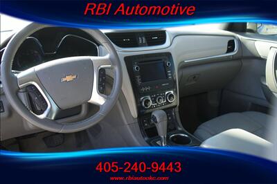 2015 Chevrolet Traverse LT   - Photo 13 - Oklahoma City, OK 73122