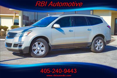 2015 Chevrolet Traverse LT   - Photo 2 - Oklahoma City, OK 73122