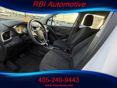 2020 Chevrolet Trax LS   - Photo 4 - Oklahoma City, OK 73122