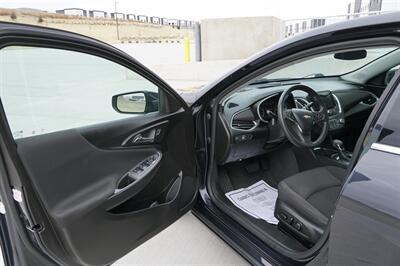 2023 Chevrolet Malibu LT   - Photo 11 - Spanish Fork, UT 84660