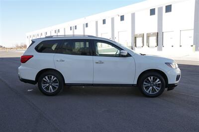2019 Nissan Pathfinder SL   - Photo 7 - Spanish Fork, UT 84660