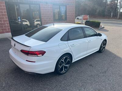 2020 Volkswagen Passat R-Line   - Photo 5 - Canton, MA 02021