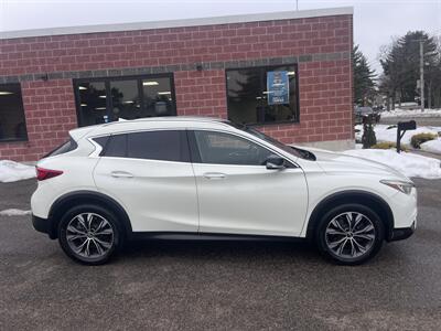 2017 INFINITI QX30 Luxury   - Photo 6 - Canton, MA 02021
