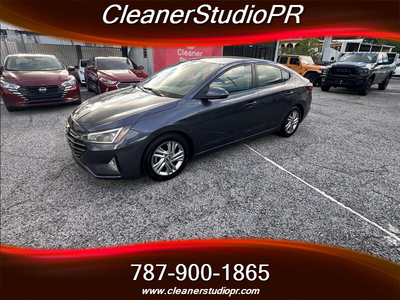 2019 Hyundai ELANTRA SE  