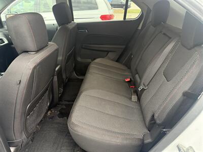 2017 Chevrolet Equinox LT   - Photo 8 - Muskego, WI 53150