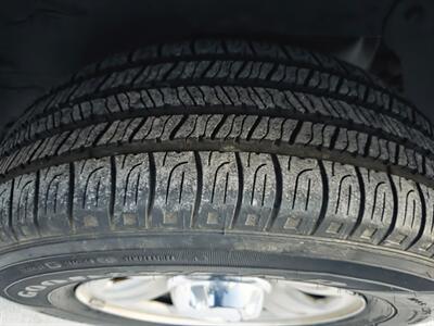 2006 Ford Explorer XLS - Photo 19 - , Moncks Corner, SC 29461