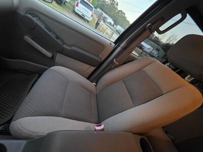 2006 Ford Explorer XLS - Photo 8 - , Moncks Corner, SC 29461
