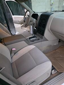 2006 Ford Explorer XLS - Photo 11 - , Moncks Corner, SC 29461