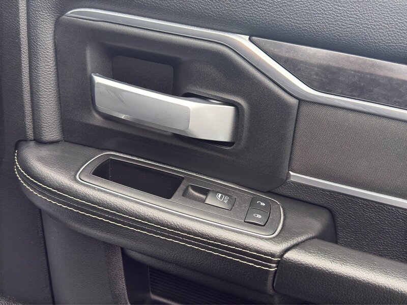 2024 RAM 2500 Big Horn Crew Cab 4x4 8' Box - Photo 17 - Warrington, PA 18976