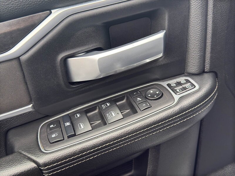 2024 RAM 2500 Big Horn Crew Cab 4x4 8' Box - Photo 12 - Warrington, PA 18976