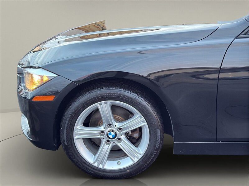 2015 BMW 328i xDrive - Photo 21 - Warrington, PA 18976