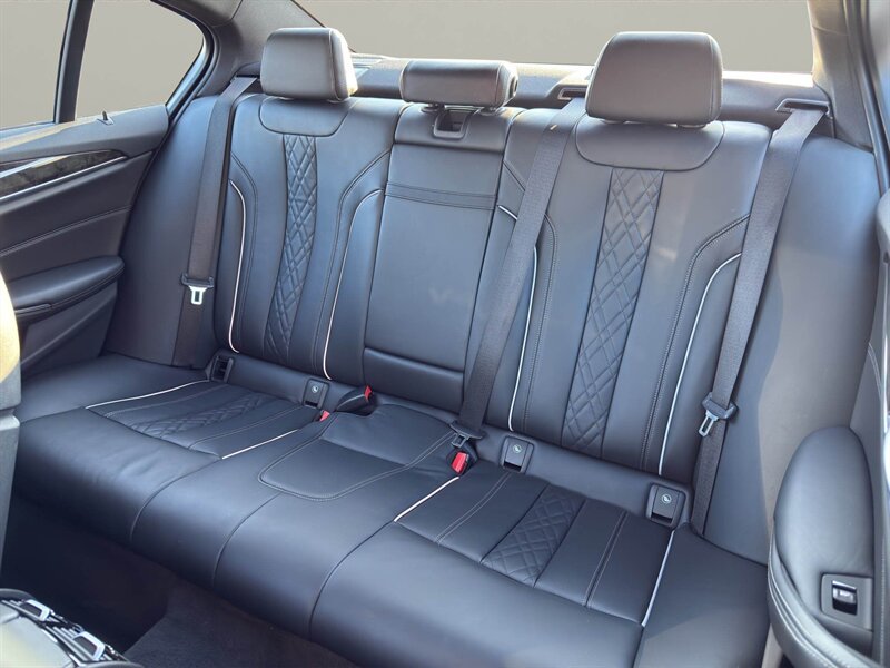 2018 BMW 540i xDrive - Photo 13 - Warrington, PA 18976