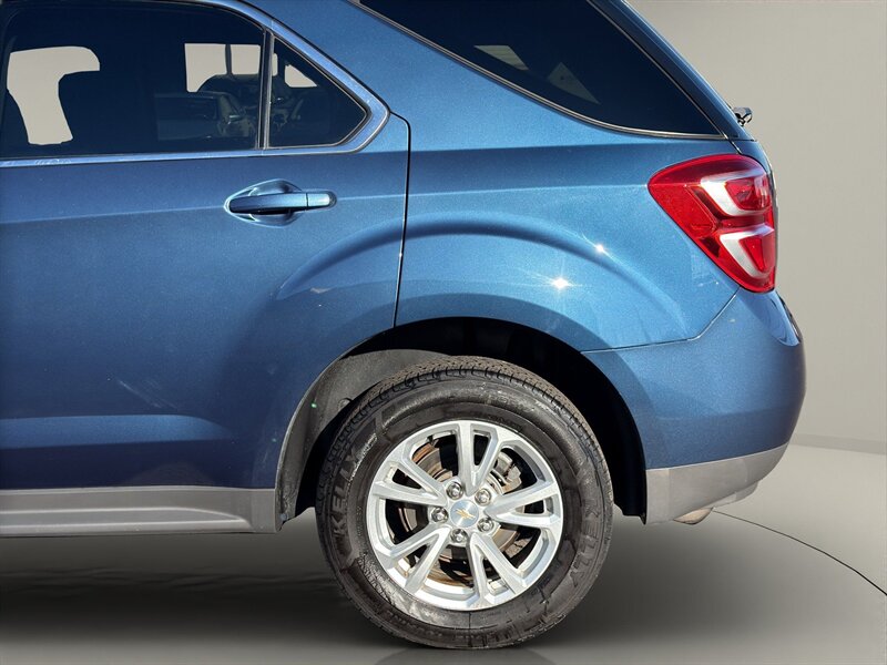 2017 Chevrolet Equinox LT - Photo 16 - Warrington, PA 18976