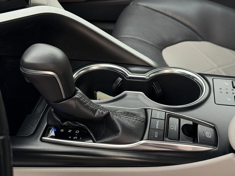 2019 Toyota Camry XLE - Photo 15 - Warrington, PA 18976