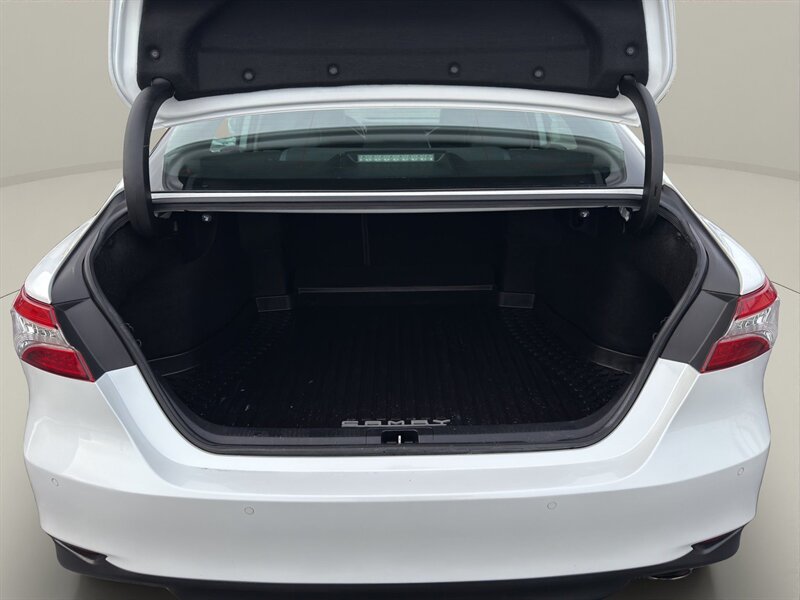 2019 Toyota Camry XLE - Photo 20 - Warrington, PA 18976