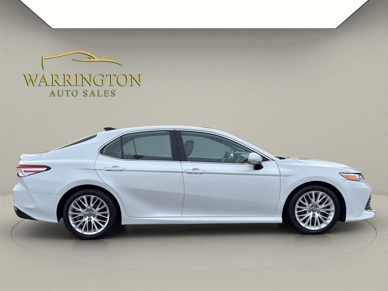 2019 Toyota Camry XLE - Photo 8 - Warrington, PA 18976