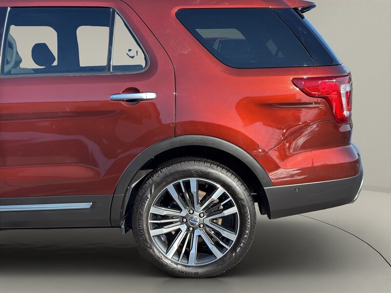 2016 Ford Explorer Platinum - Photo 23 - Warrington, PA 18976
