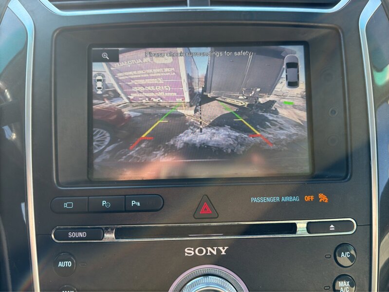 2016 Ford Explorer Platinum - Photo 16 - Warrington, PA 18976