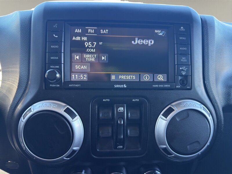 2014 Jeep Wrangler Unlimited Sahara - Photo 16 - Warrington, PA 18976