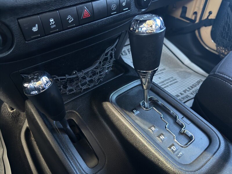 2014 Jeep Wrangler Unlimited Sahara - Photo 15 - Warrington, PA 18976