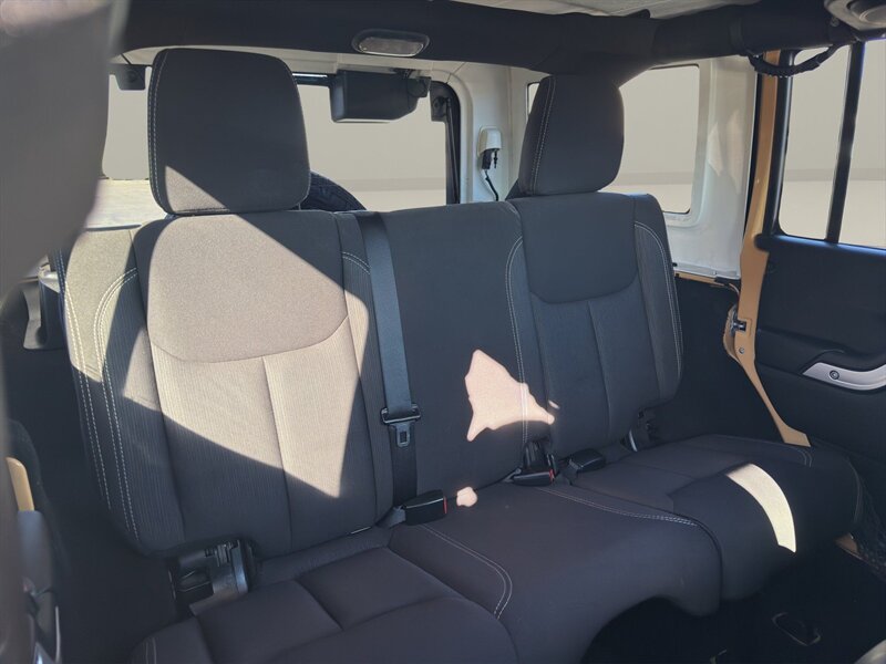 2014 Jeep Wrangler Unlimited Sahara - Photo 19 - Warrington, PA 18976
