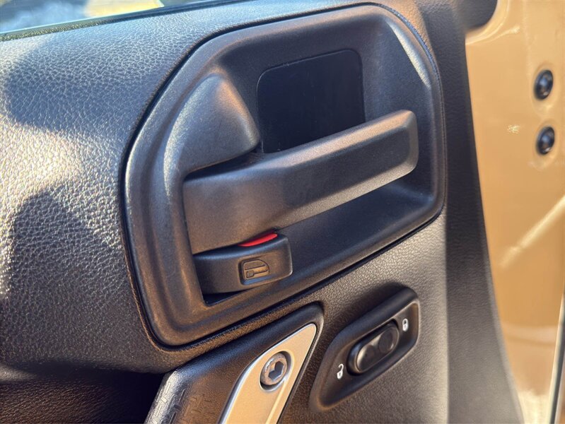 2014 Jeep Wrangler Unlimited Sahara - Photo 12 - Warrington, PA 18976