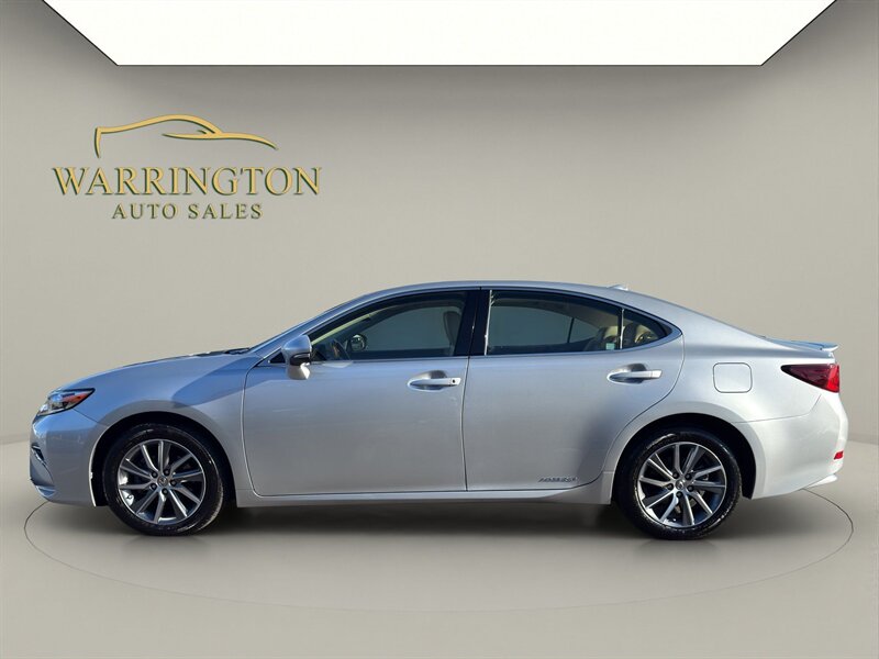 2016 Lexus ES 300h - Photo 22 - Warrington, PA 18976