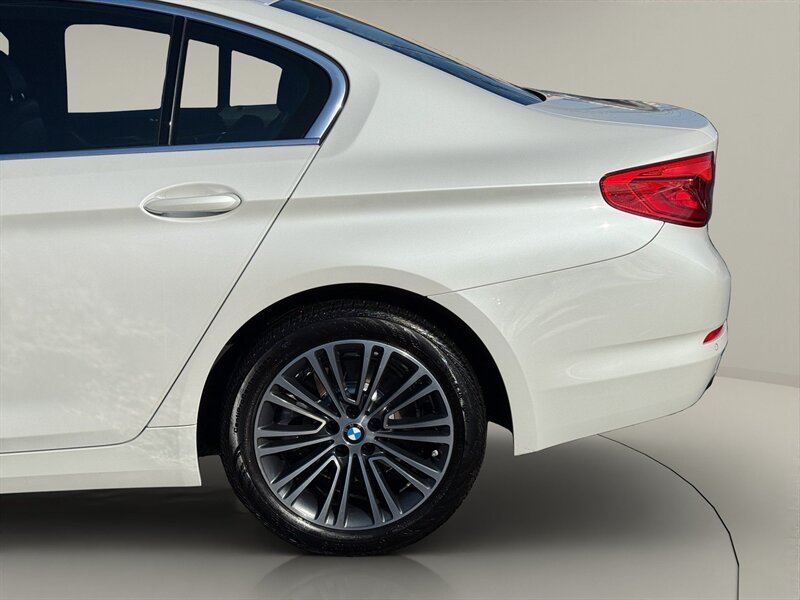 2020 BMW 530i xDrive - Photo 23 - Warrington, PA 18976