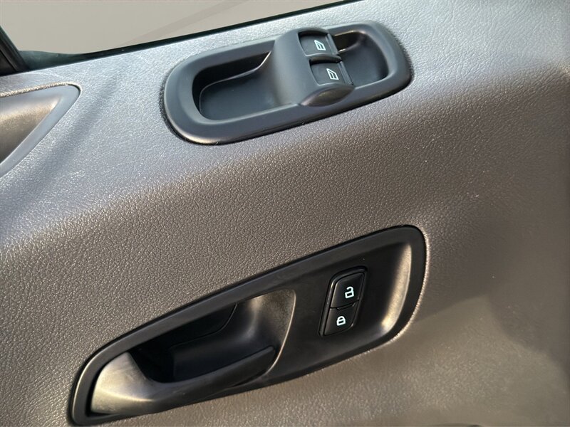 2021 Ford Transit-250 Cargo Va 250 - Photo 12 - Warrington, PA 18976