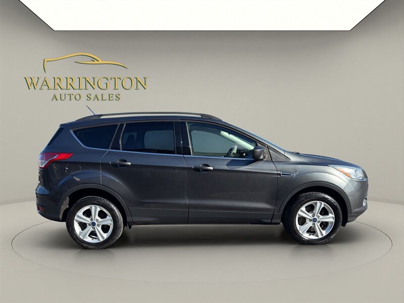 2016 Ford Escape SE - Photo 8 - Warrington, PA 18976