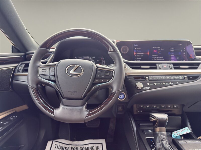 2021 Lexus ES 300h Luxury - Photo 14 - Warrington, PA 18976