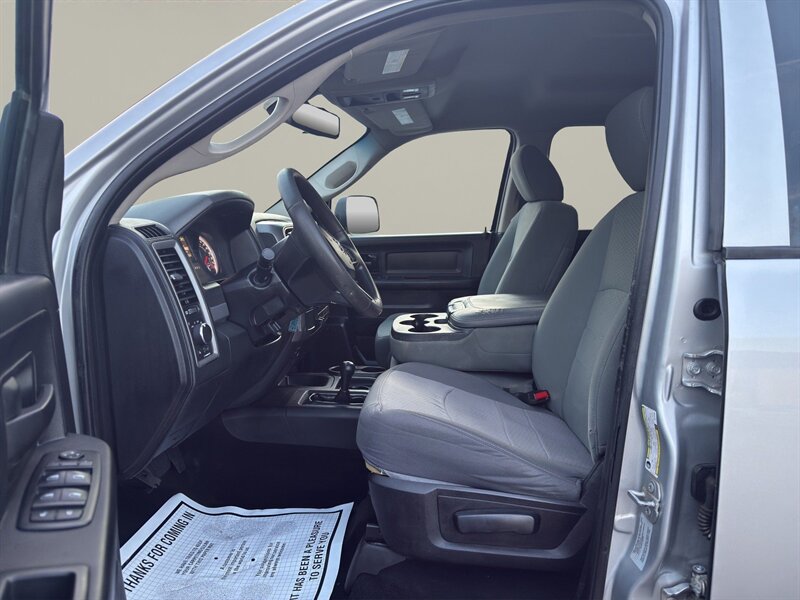 2016 RAM 3500 Tradesman - Photo 9 - Warrington, PA 18976