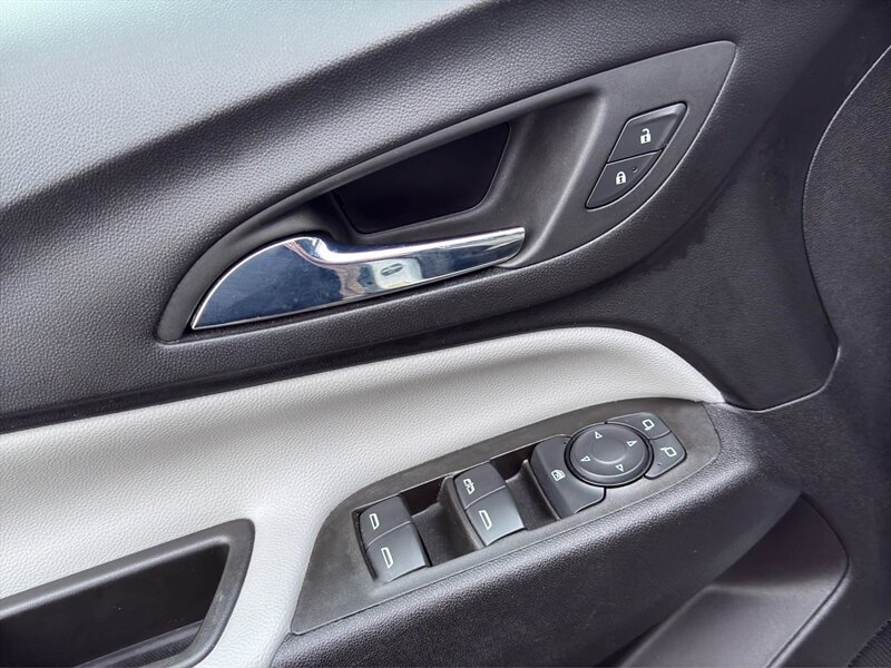 2023 Chevrolet Equinox FWD LT - Photo 12 - Warrington, PA 18976