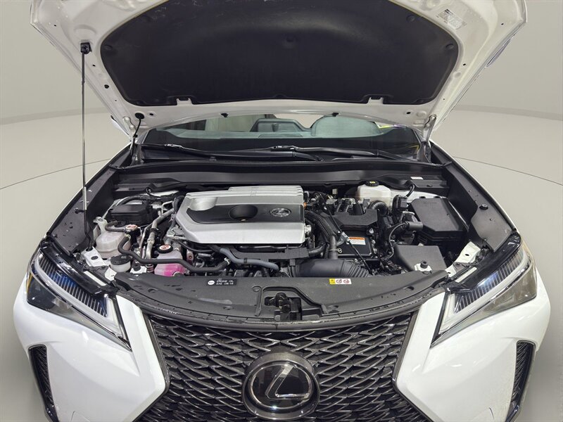 2023 Lexus UX 250h F SPORT Design - Photo 21 - Warrington, PA 18976