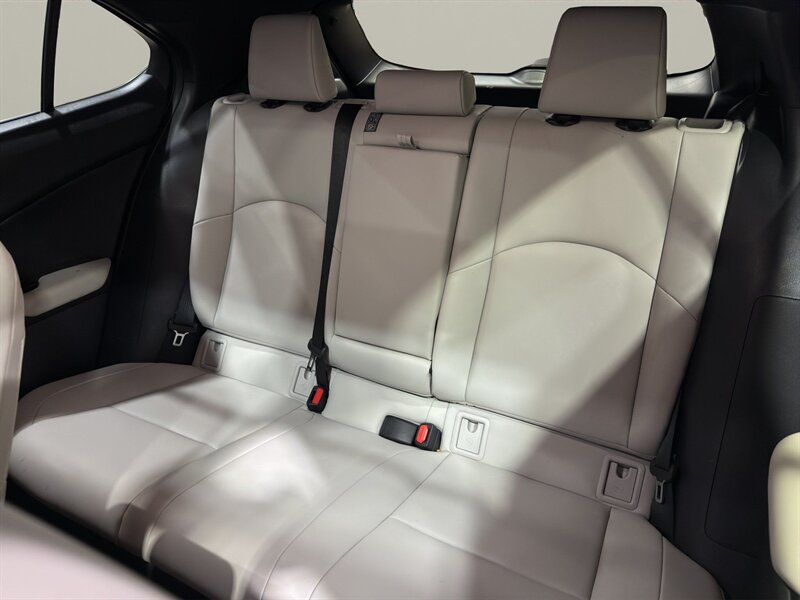 2023 Lexus UX 250h F SPORT Design - Photo 13 - Warrington, PA 18976