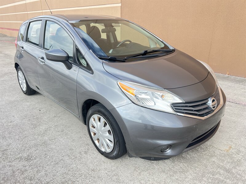 2016 Nissan Versa Note S  