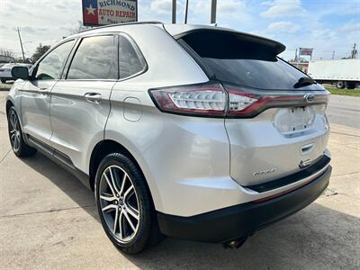 2017 Ford Edge SE   - Photo 6 - Houston, TX 77063-5630