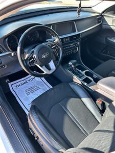 2019 Kia Optima LX - Photo 9 - Houston, TX 77063-5630