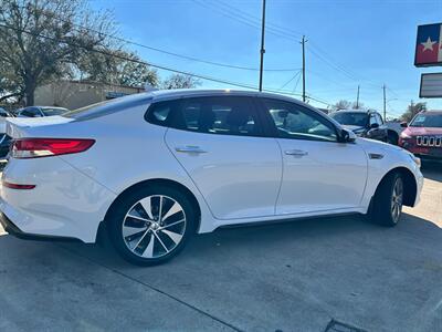 2019 Kia Optima LX - Photo 7 - Houston, TX 77063-5630