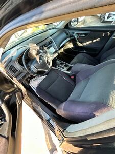 2013 Nissan Altima 2.5  SV - Photo 9 - Houston, TX 77063-5630