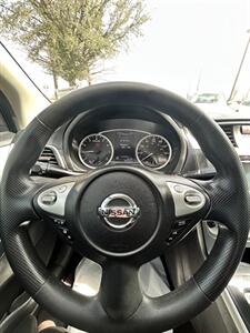 2018 Nissan Sentra SV   - Photo 9 - Houston, TX 77063-5630