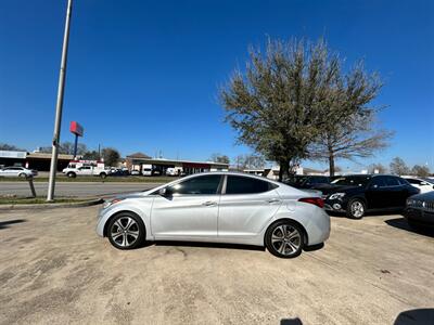 2015 Hyundai ELANTRA Limited   - Photo 4 - Houston, TX 77063-5630